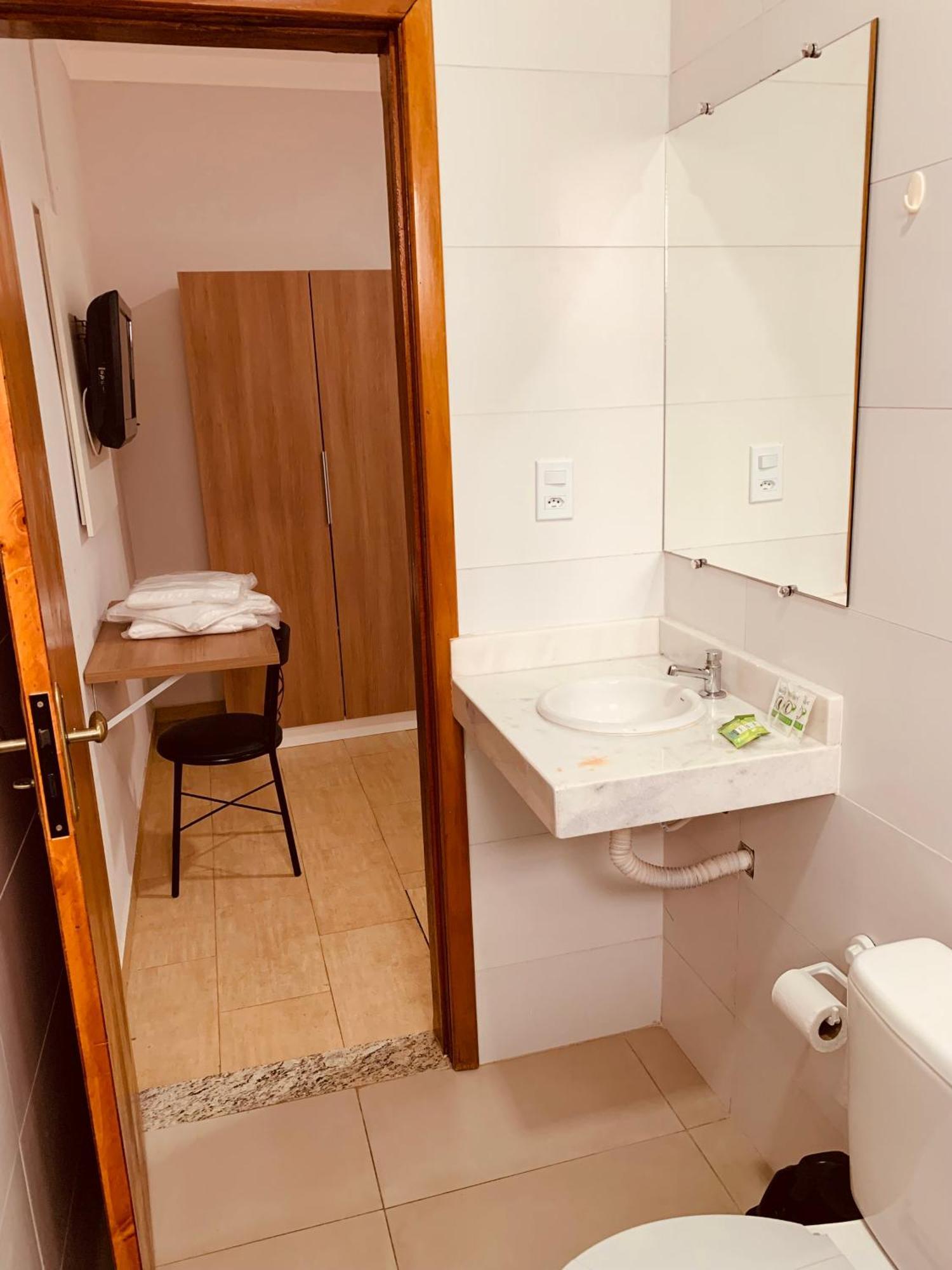 Hotel Belvedere Araras - Facil Acesso Hospital Sao Leopoldo E Faculdades Стая снимка